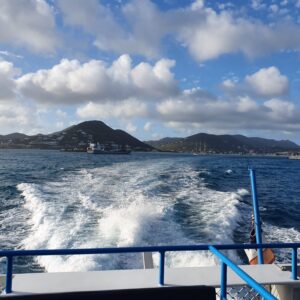 Ferry tussen Sint-Maarten en Sint-Eustatius, maart 2022 (foto: Max Bernard))